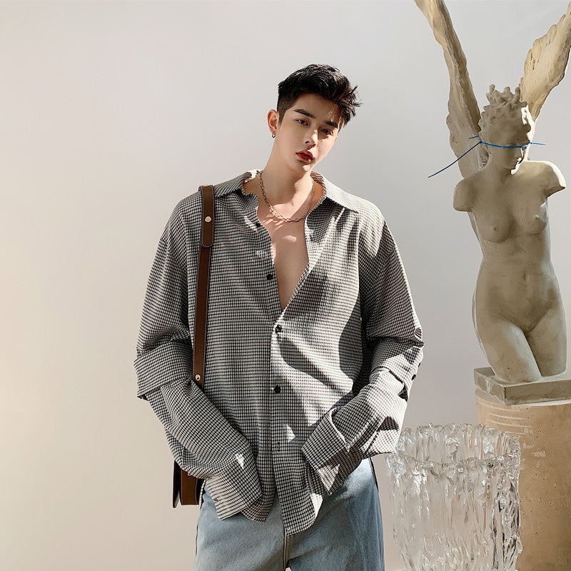 Shirt with thin long sleeves Photo Color