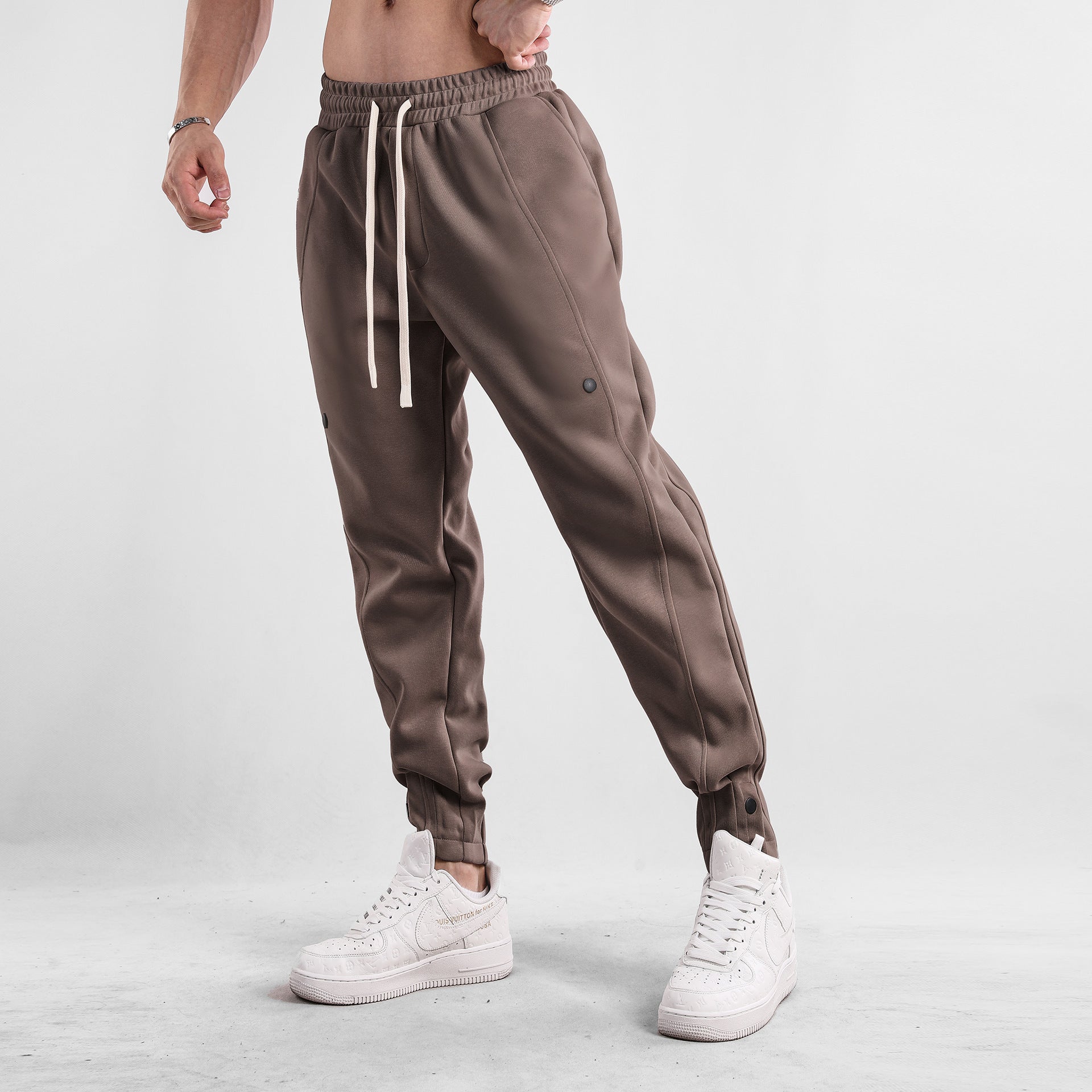 Leisure Sports Loose Trousers Brown