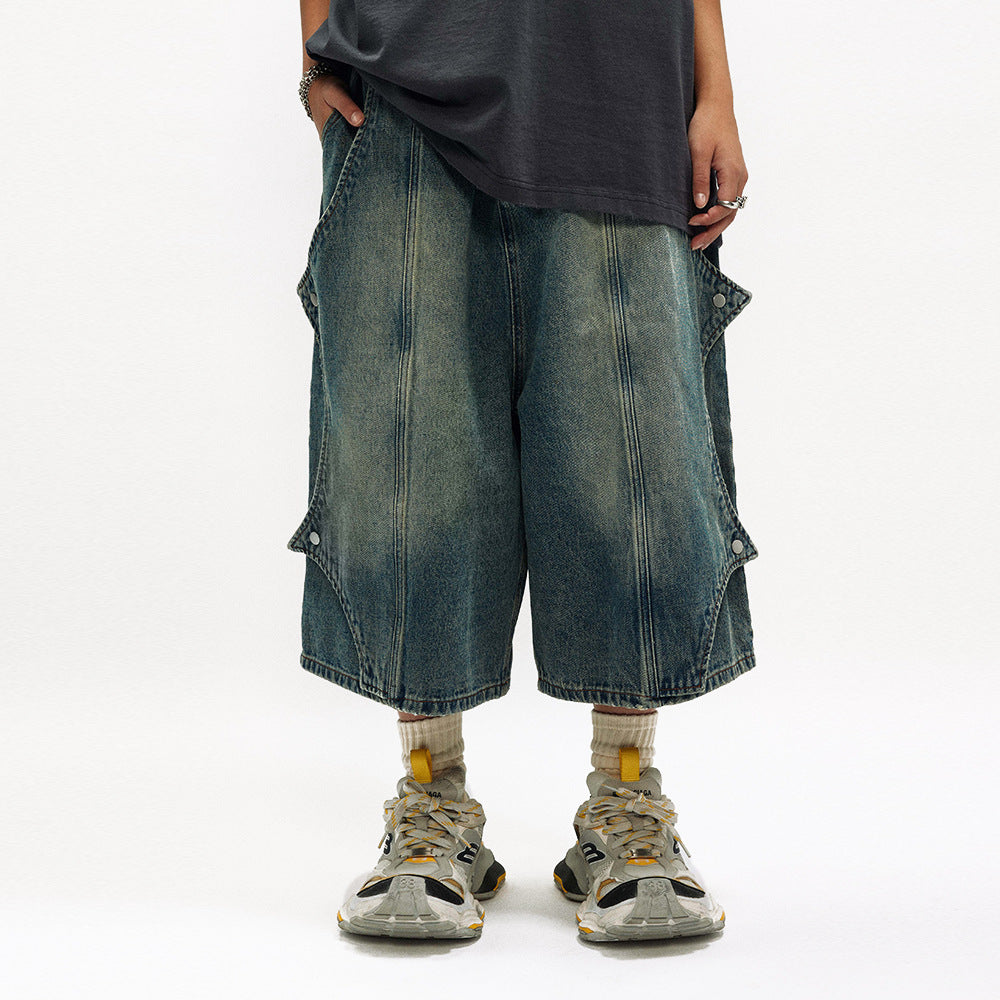 Bat Buckle Design Cropped Jeans Blue